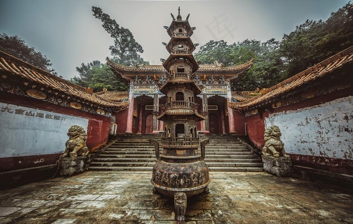 九宫山沧桑古朴的道教寺庙图片