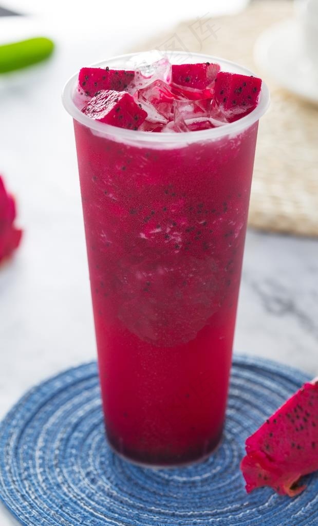 本素材作品名称为火龙果水果茶图片,素材编号是1908800