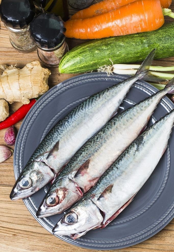 生的鲭鱼图片 - 菜鸟图库
