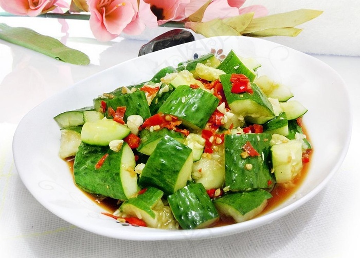 拍黄瓜 拍青瓜图片 - 菜鸟图库