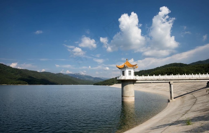 水库风光图片