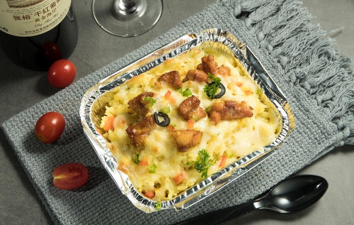 奥尔良鸡肉焗饭图片