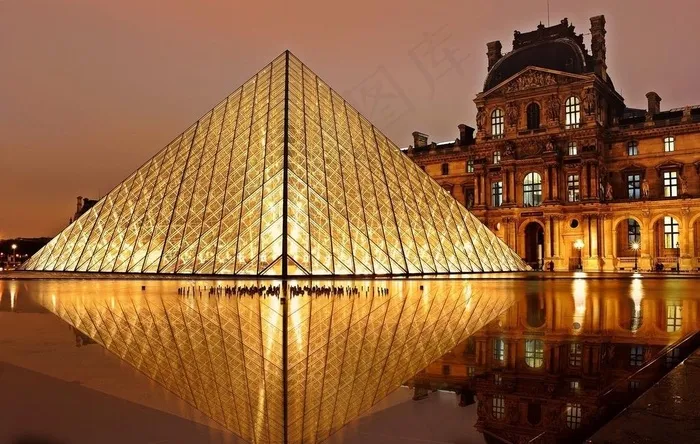 法国巴黎卢浮宫建筑地标背景素材图片