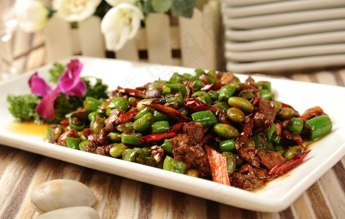 杭椒毛豆炒鸡杂图片