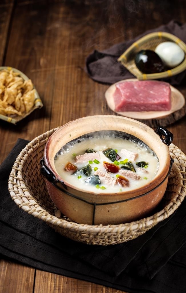 皮蛋瘦肉粥图片