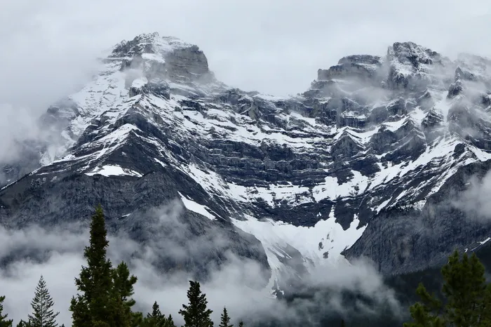 山，班夫，国家公园，加拿大，雪，寒冷的温度，冬天，美丽的自然