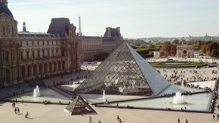 卢浮宫，巴黎，金字塔，卢浮宫，巴黎，建筑，著名的地方，欧洲，城市景观