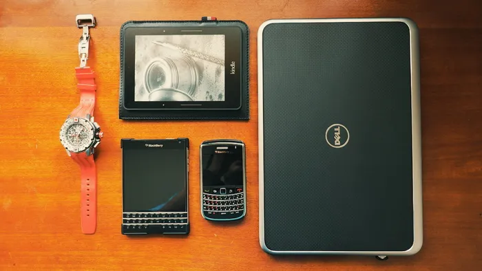 戴尔、笔记本电脑、黑莓、手机、智能手机、kindle、ereader、手表