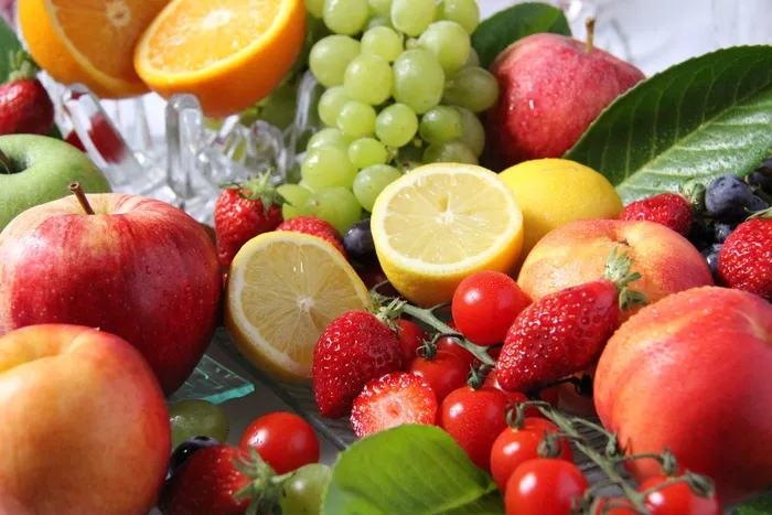 什锦水果，水果，阳光水果，奇异水果，西番莲，市场，精选，草莓