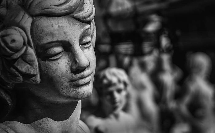 女性雕像雕塑天使石头人物希望信仰墓地