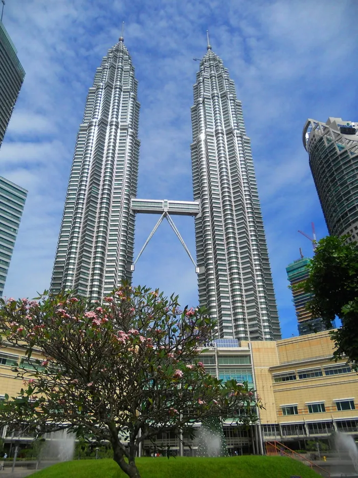 马来西亚、吉隆坡、马石油、建筑、建筑外观、建筑结构、工厂