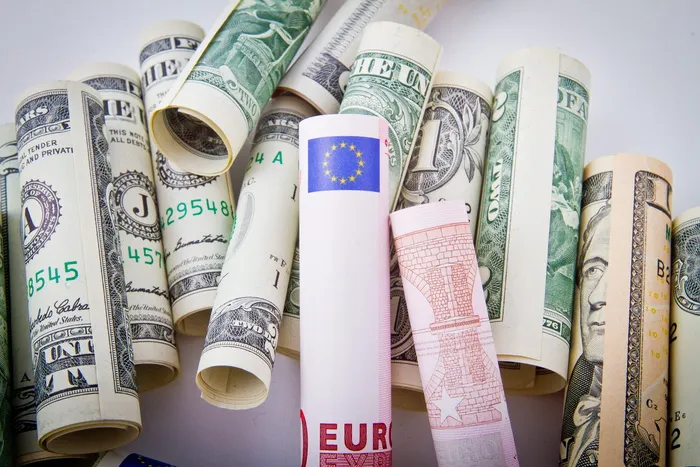 钞票批次、美元、欧盟、欧元、欧盟、美国、货币、危机
