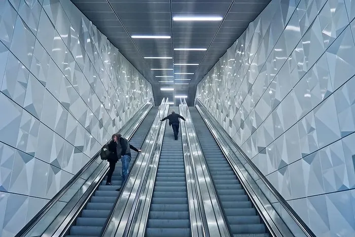 自动扶梯，地下，扶手，地铁，移动，辊道平台，楼梯，城市