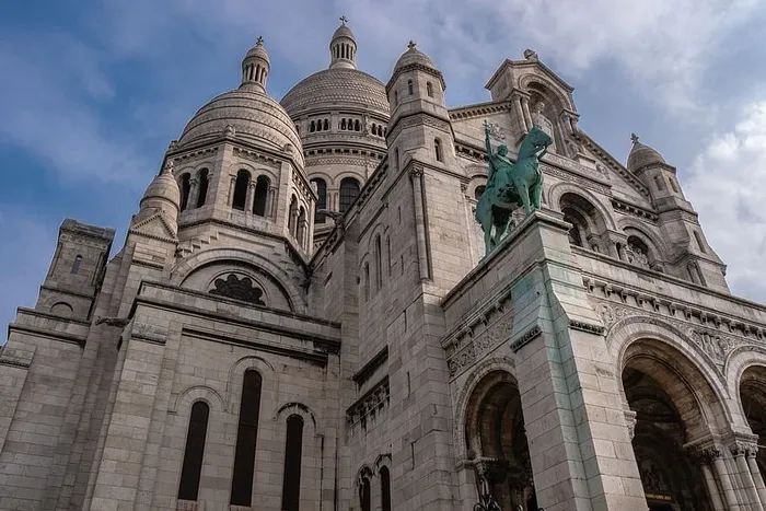 圣心，大教堂，巴黎，建筑，历史，建筑外观，建筑结构，低角度视图