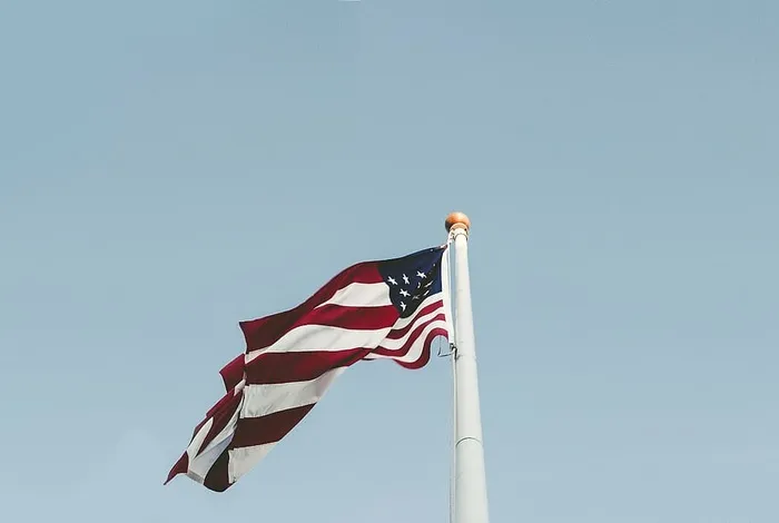 美国国旗，国旗，旗杆，爱国主义，天空，美利坚合众国，美国，低角度视图