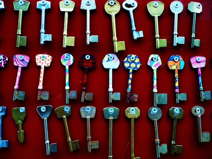 分类钥匙，彩色，金属，钥匙，钥匙，锁定，解锁，门