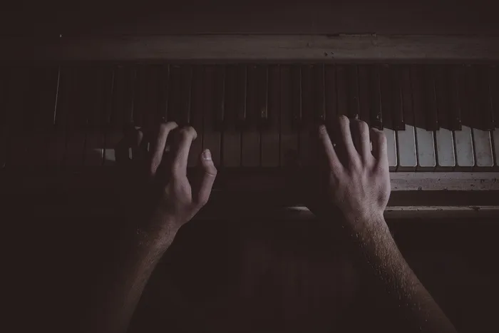 弹钢琴的人, 钢琴, 钢琴家, 演奏, 音乐, 仪器, 键盘, 音乐