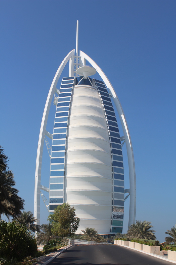 迪拜阿拉伯塔七星级酒店阿拉伯联合酋长国建筑现代摩天大楼建筑外观