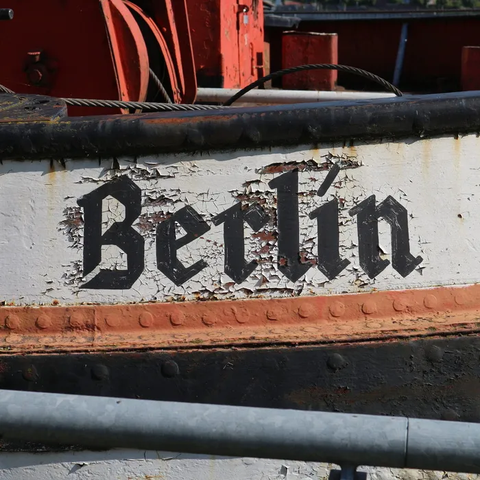 boot、berlin、water、spree、river、capital、port、ship