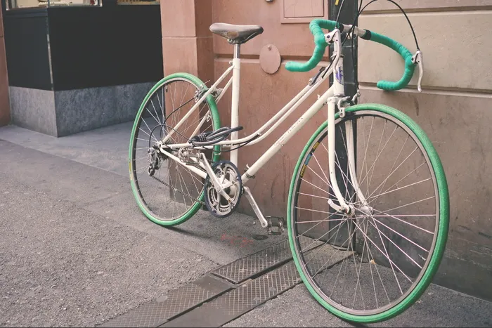 白色，绿色，公路自行车，公路，bie，自行车，自行车，墙