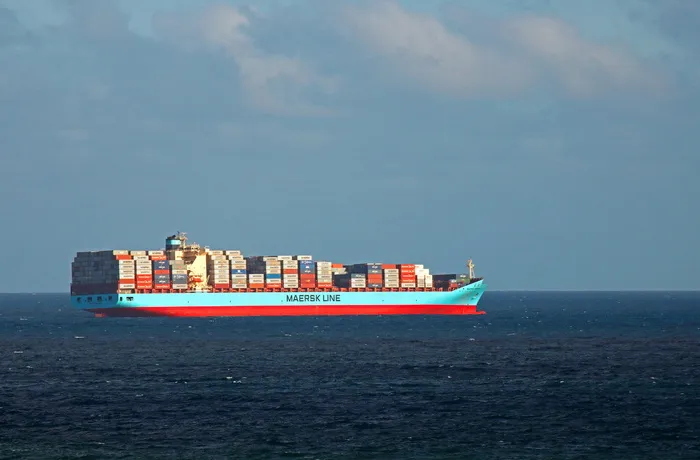 海上集装箱船，海上，海洋，水，蓝色，船，船，货物