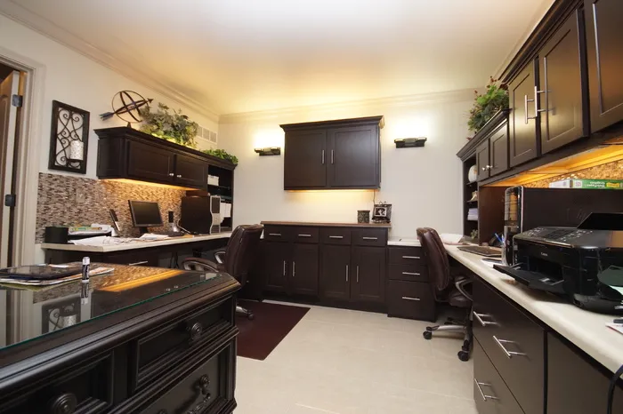 棕色，木制，橱柜，家庭，办公室，家庭办公室，商务，办公桌