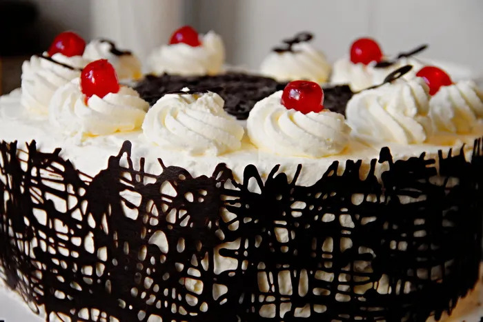 黑森林蛋糕，蛋糕，奶油蛋糕，樱桃派，巧克力蛋糕，奶油，食用，装饰