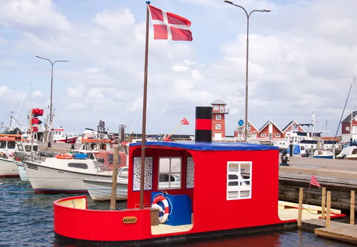 Rasmus，Lump，Ship，Red，Flag，丹麦，Red，Flag，harbour