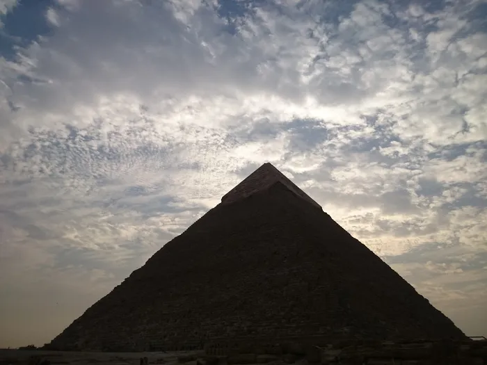 大金字塔，埃及，吉萨，金字塔，历史，建筑，三角形，云天