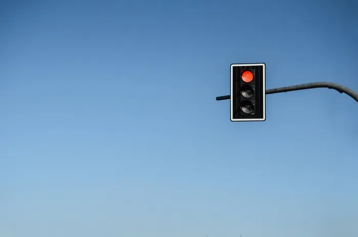 交通灯、停车灯、信号灯、红灯、红灯、街道、交通灯、标志