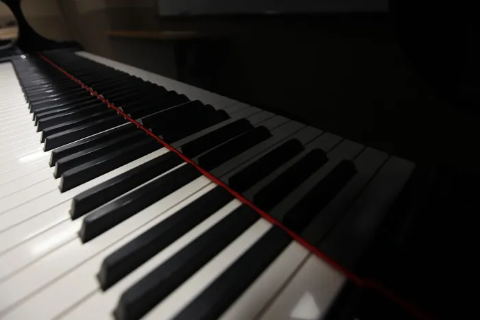 钢琴, 音乐, 钢琴, 音乐, 钢琴键, 乐器, 艺术文化和娱乐, 黑色, 音乐设备