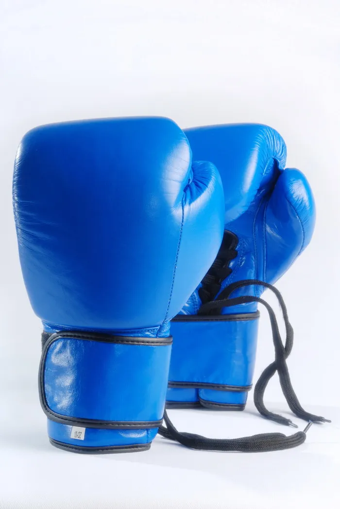 成对，蓝色，拳击手套，蓝色拳击手套，白色背景隔离，拳击，运动，拳击