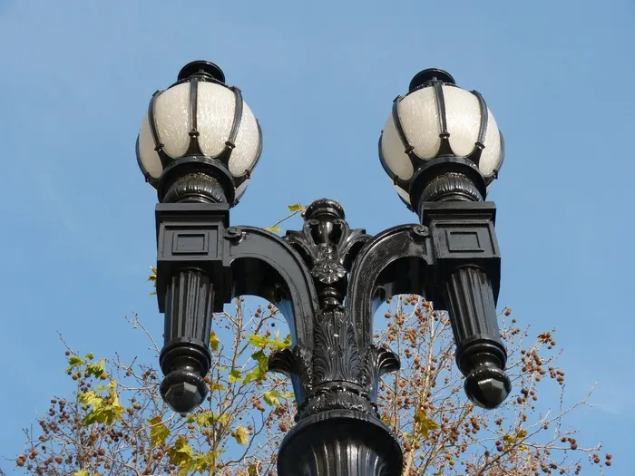 灯柱，灯柱，路灯，街道，路灯，城市灯光，照明，低角度视图