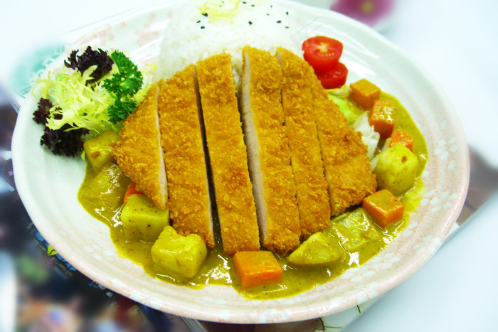 日式吉列猪扒咖喱饭图片 - 菜鸟图库
