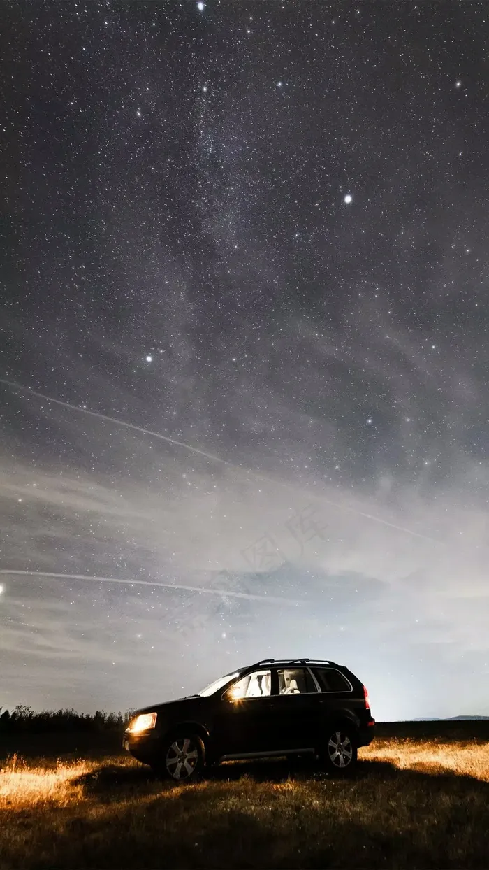 星空下的小汽车高清摄影图片