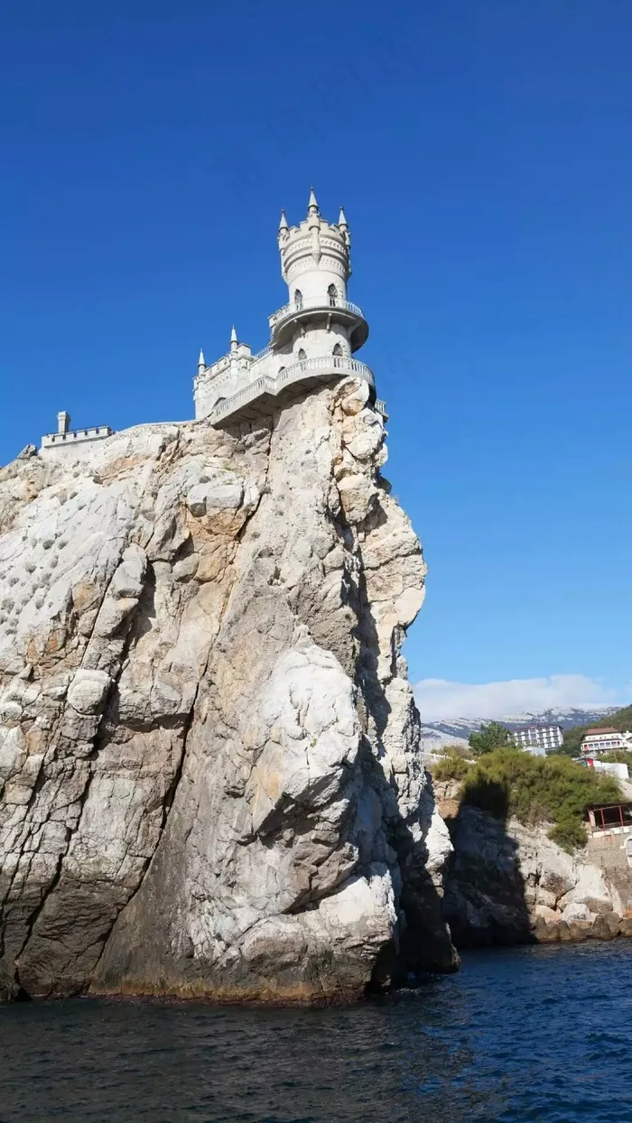 悬崖上的城堡高清摄影图片
