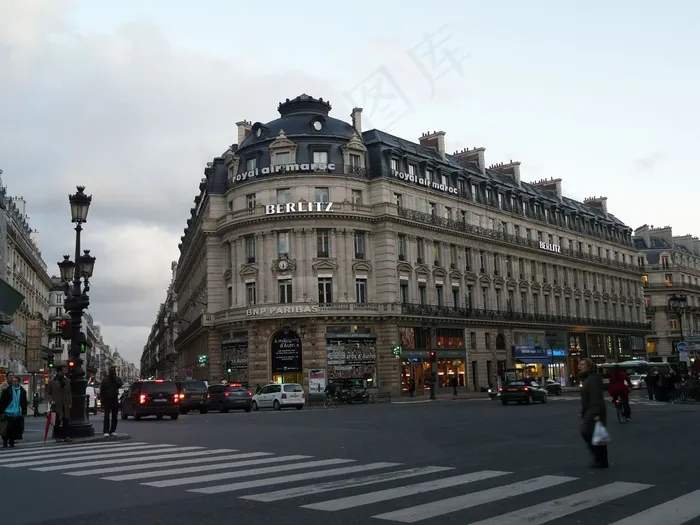 巴黎 街上的建筑和街景图片