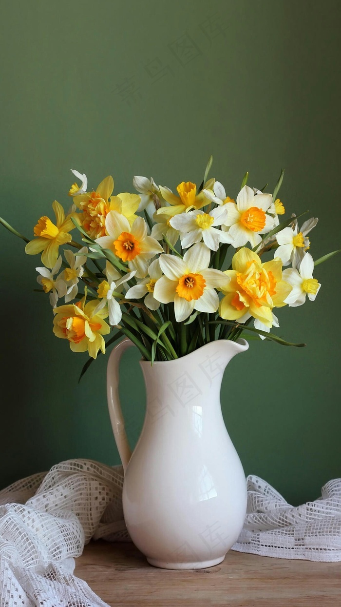 花瓶与花高清摄影图片 - 菜鸟图库