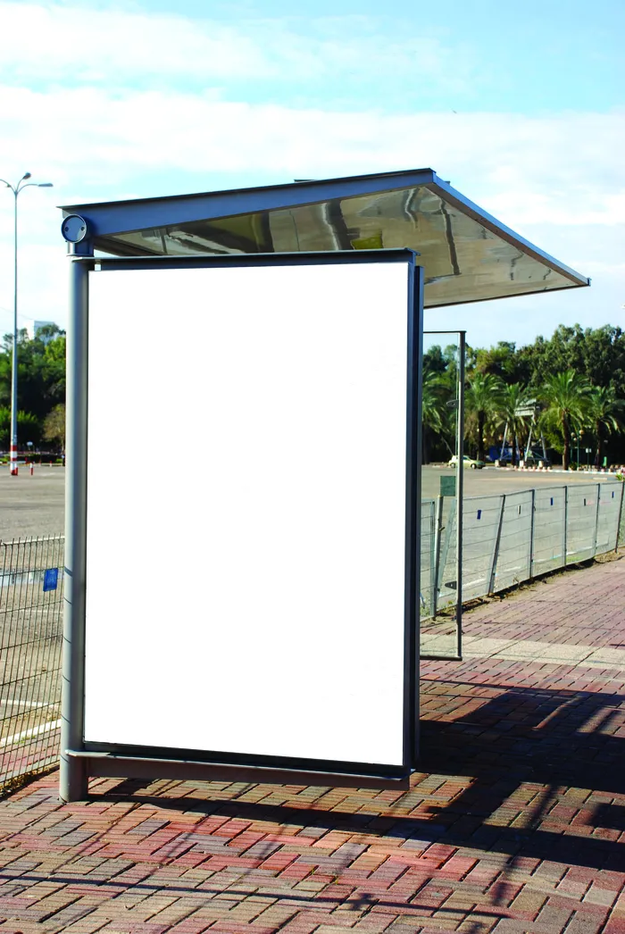 公交站牌空白广告牌图片