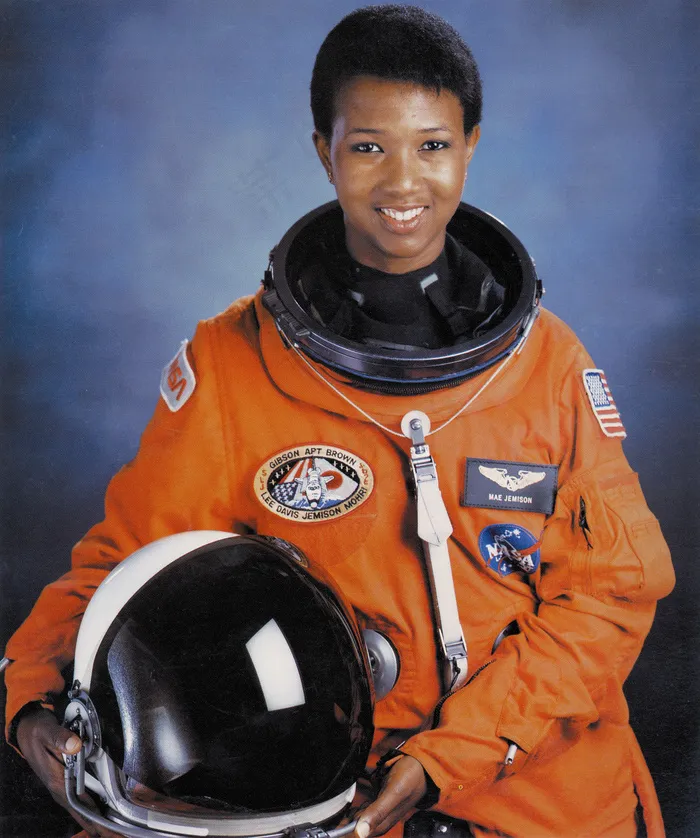 Mae C. Jemison博士，首位太空中的非洲裔美国妇女