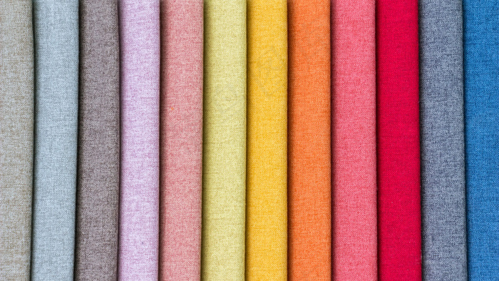 一堆五颜六色的布料