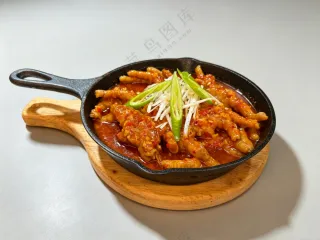 韩式臭豆腐辣炒鸡爪