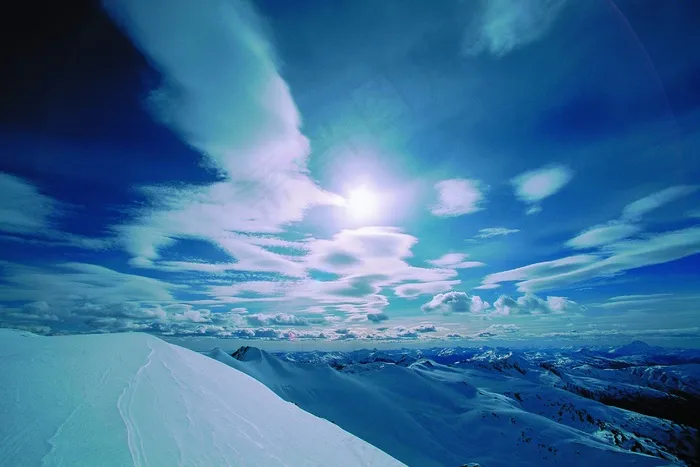雪山天空风景图片下载