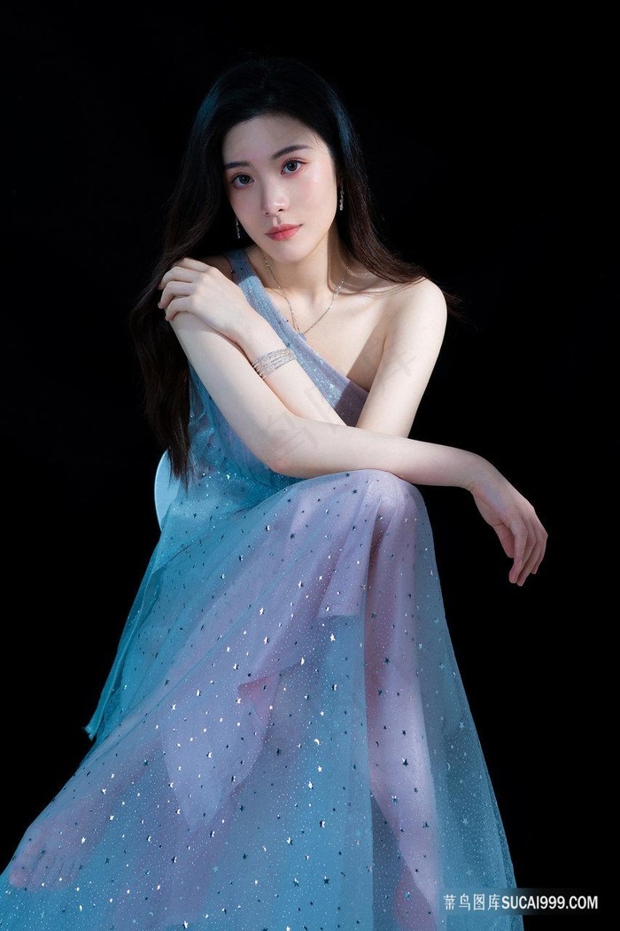 国产精品成熟气质美女写真摄影图片