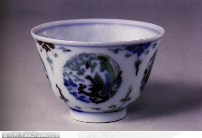 中华传统瓷器-龙纹茶杯