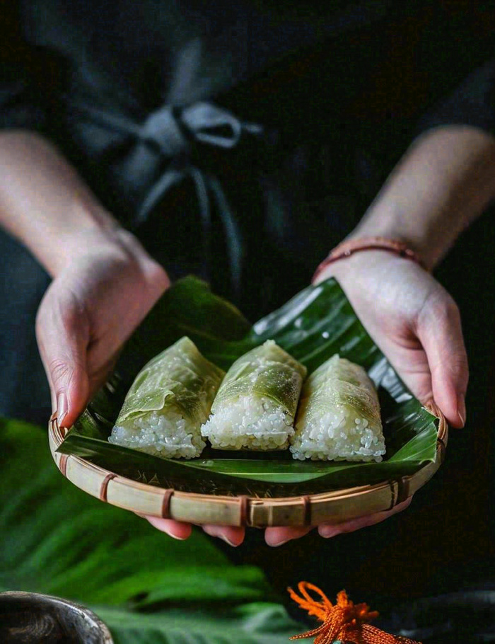 端午节粽子粽叶绿色粽香美食佳节摄影图