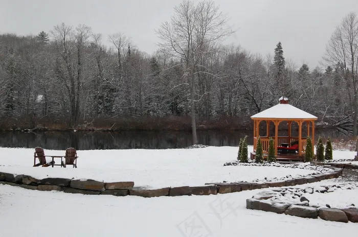冬季凉亭雪景图片