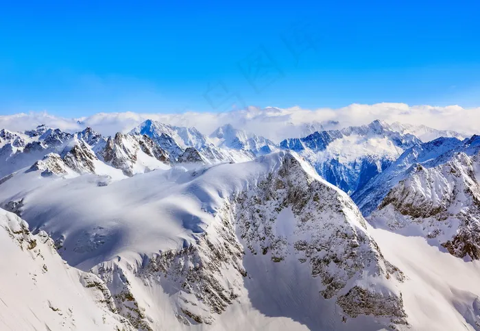 瑞士阿尔卑斯雪山风景图片