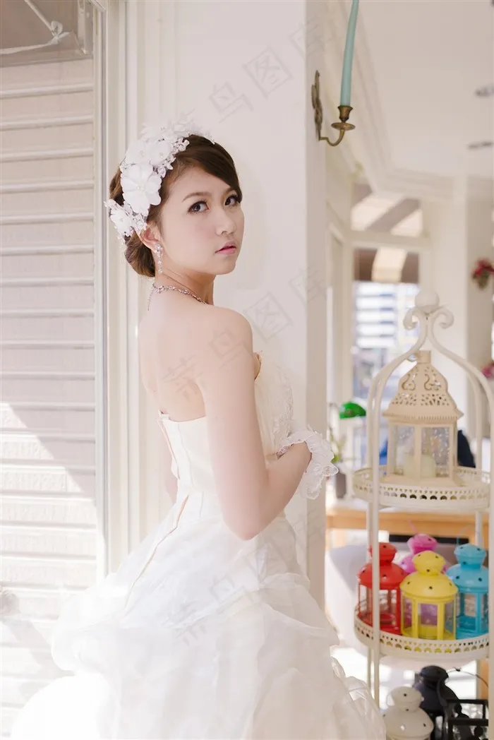 白色婚纱漂亮的新娘美女婷怡高清图片