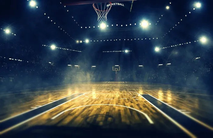 空旷无人的篮球场高清图片